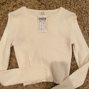 Brandy Melville long sleeve shirt
